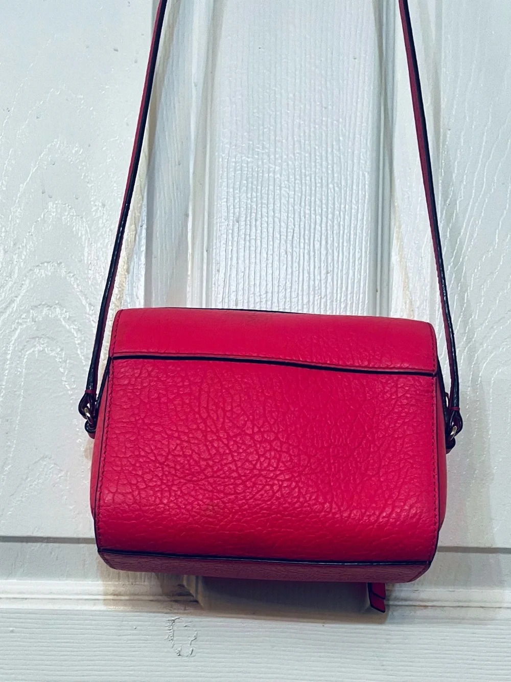 Kate Spade New York Perri Lane Looloo Pink Leather Laser Cut Crossbody Bag EUC